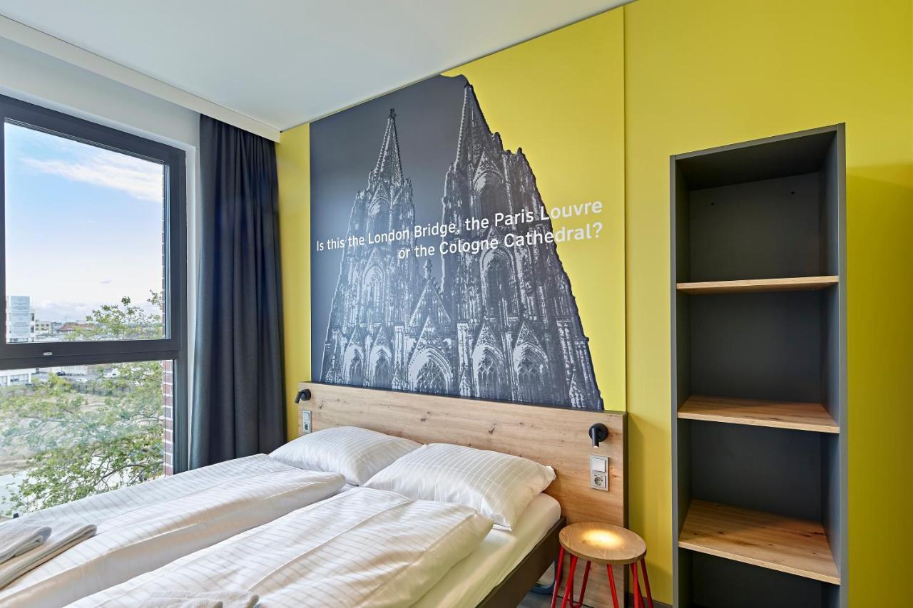 Meininger Hotel Koeln West Экстерьер фото
